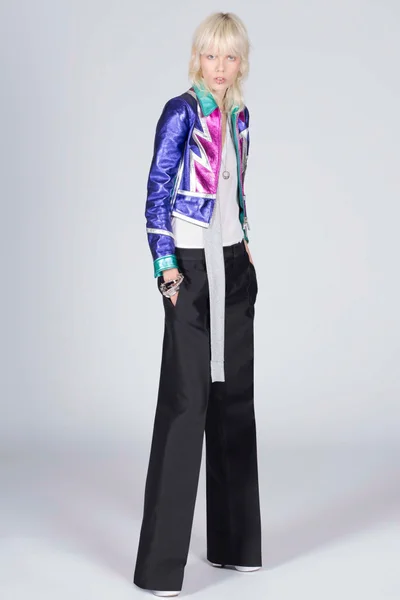 Look 33